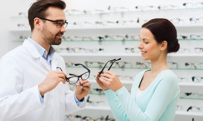 Vision insurance that covers glasses and contacts